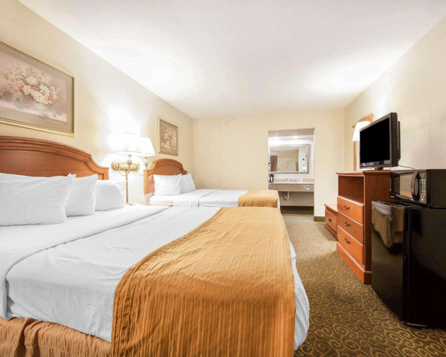 Bedroom 3, Americas Best Value Inn Grayson, Carter