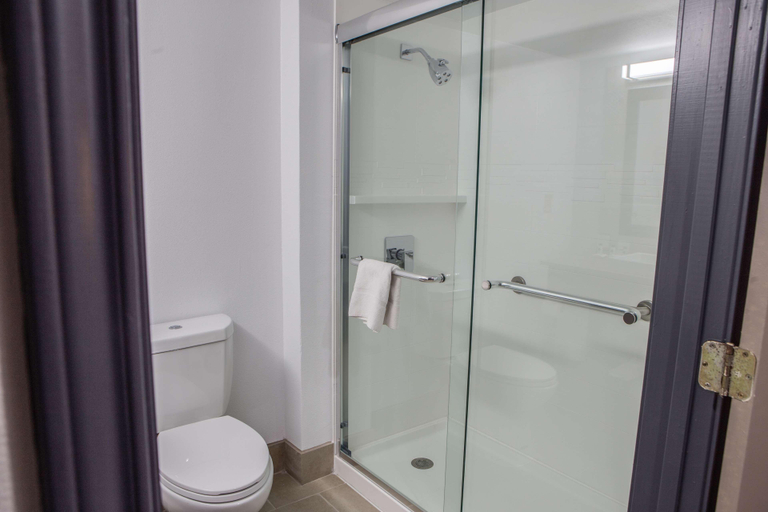 Bathroom 5, Country Inn & Suites by Radisson, Harlingen, TX, Cameron