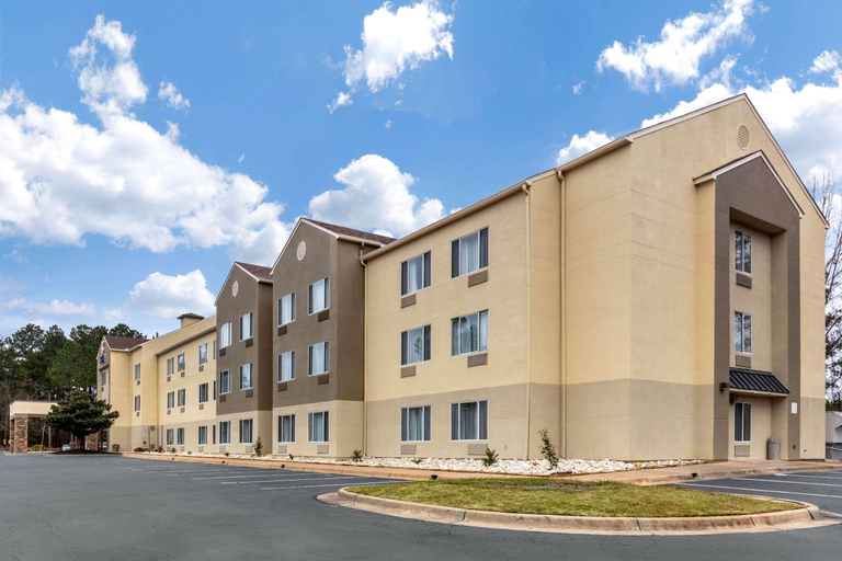 Exterior & Views 2, Comfort Inn & Suites Montgomery Eastchase, Montgomery