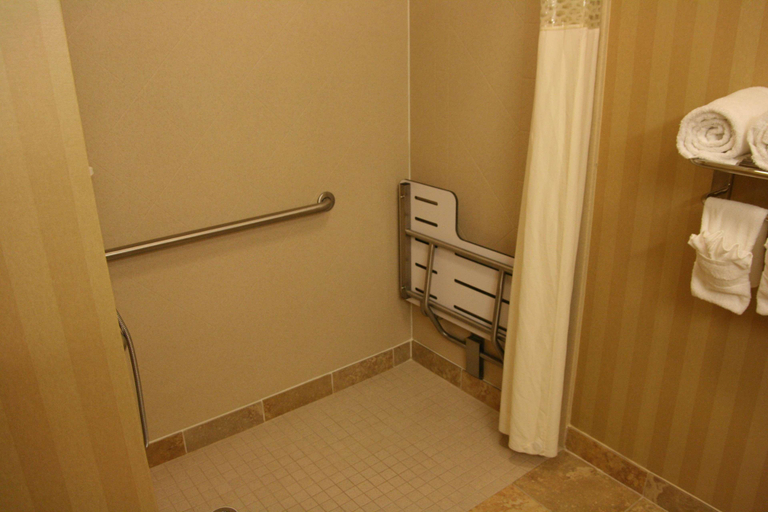 Bedroom 4, Hampton Inn & Suites Mobile Providence Pk/Airport, Mobile