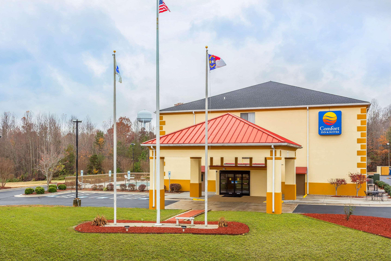 Exterior & Views 1, Comfort Inn & Suites Mocksville I-40, Davie