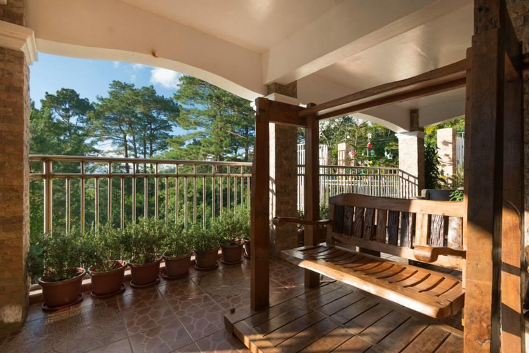 Public Area 4, Tiptop Vacation Homes, Baguio City