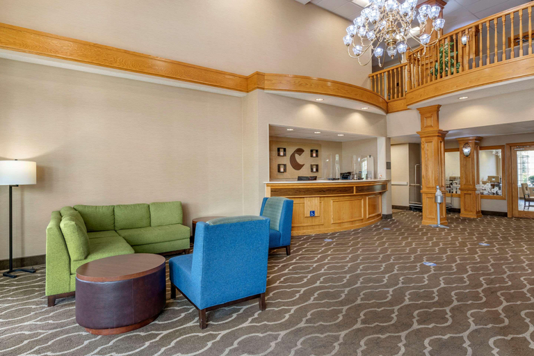 Public Area 2, Comfort Suites Salem, Marion