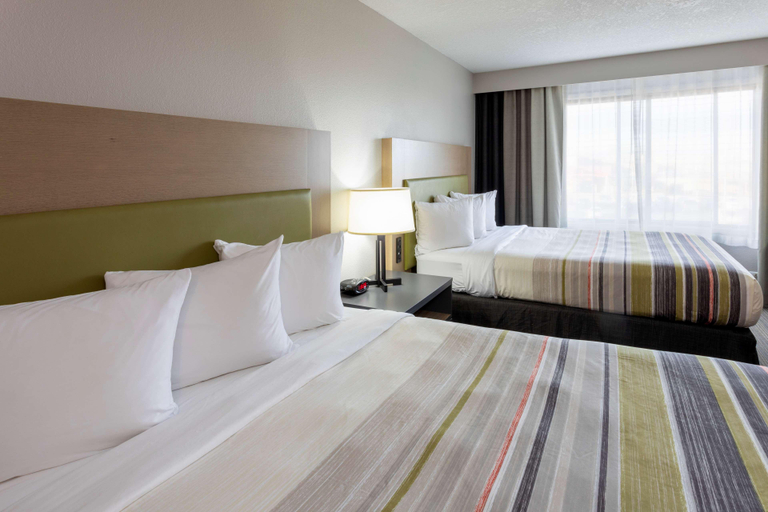 Bedroom 4, Country Inn & Suites By Radisson Fargo, Cass