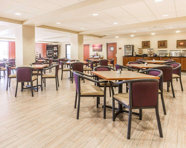Food & Drinks 5, Big Horn Resort an Ascen Hotel Collection Member, Yellowstone