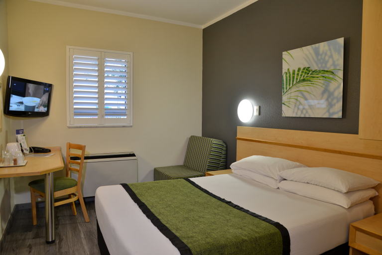 Bedroom 5, Road Lodge Umhlanga Ridge, eThekwini