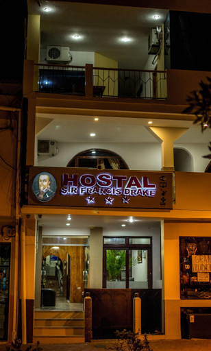 Public Area 3, Hostal Sir Francis Drake, Santa Cruz
