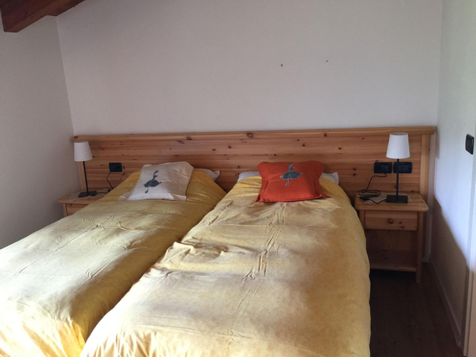 Bedroom 2, Malga Zanga, Trento