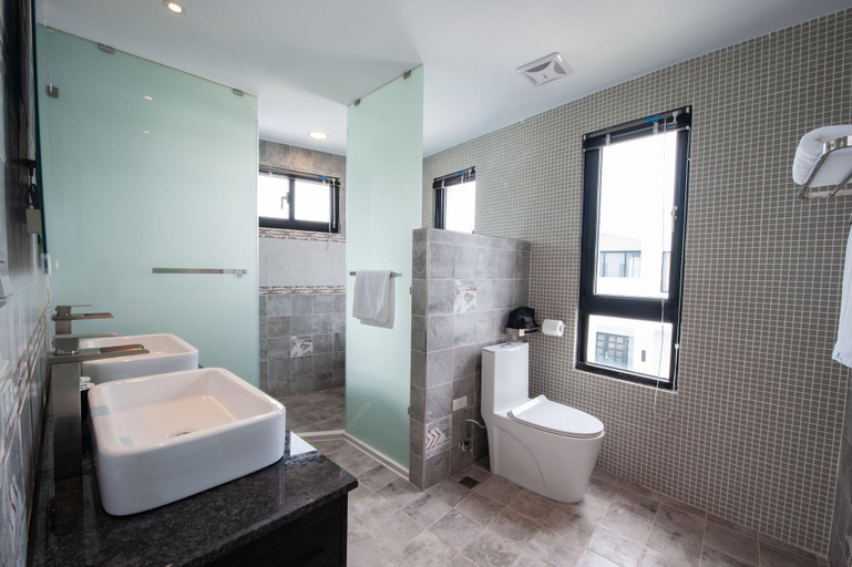 Bathroom 4, S.H Villa, Penghu