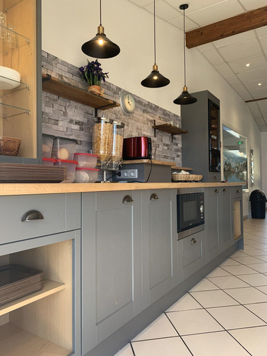 Others 5, Mape Hotel, Loiret