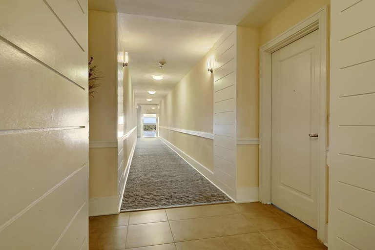 Public Area, Ocean Club 1508, Harrison