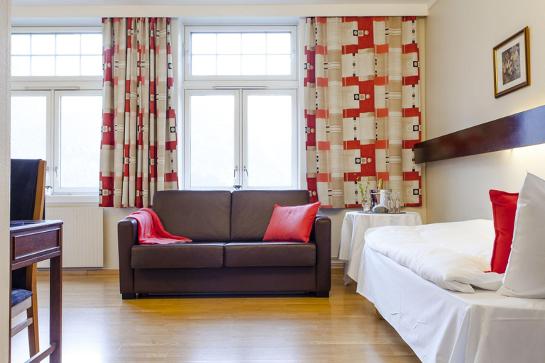 Public Area 2, Tyssedal Hotel, Odda