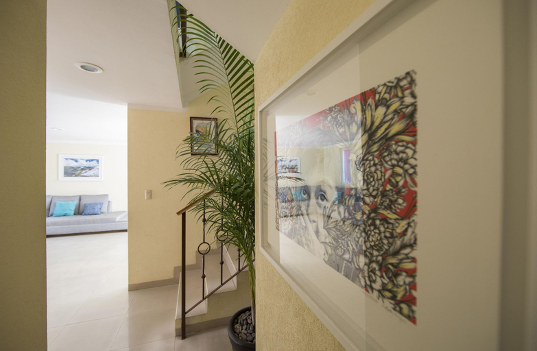 Public Area 2, Casa Hidalgo, Mexico City