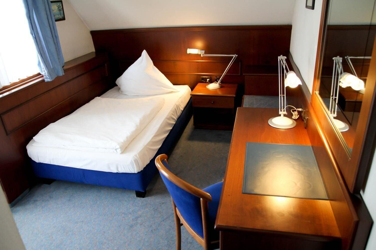Bedroom 3, Hotel Garni Italia, Rastatt