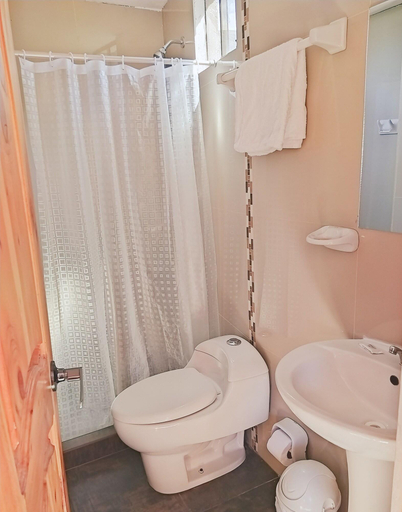 Bathroom 5, Tambo de Ollantay, Urubamba