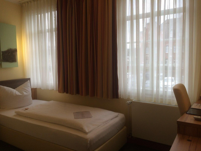 Bedroom 3, Hotel Zum Wilden Schwein, Ahrweiler