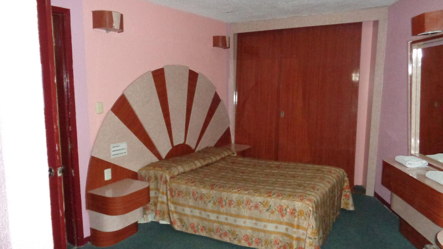 Bedroom 3, Hotel Aquario CDMX - Central del Norte, Mexico City