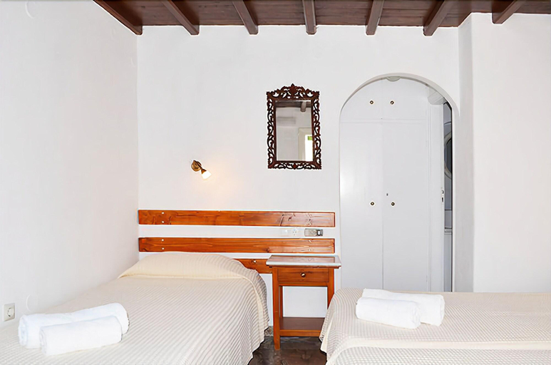 Bedroom 4, Villa Pinelopi, South Aegean