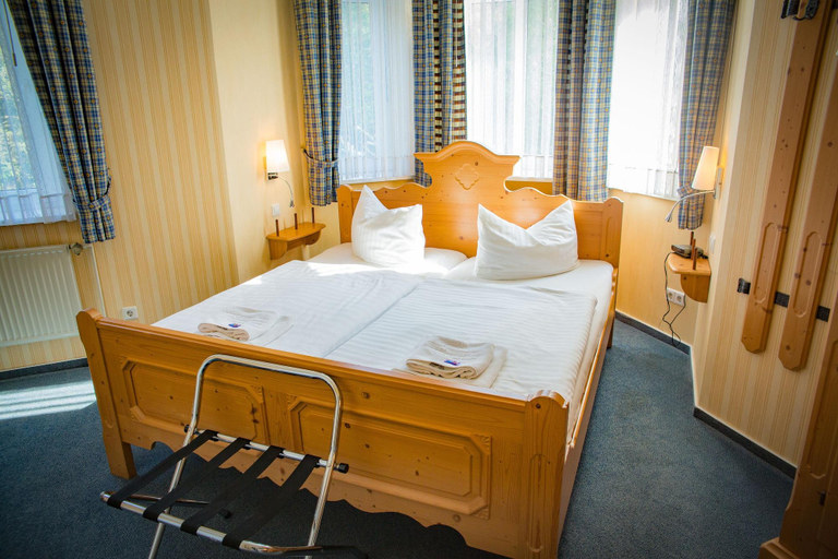 Bedroom 2, Hotel Waldschlösschen, Ostprignitz-Ruppin