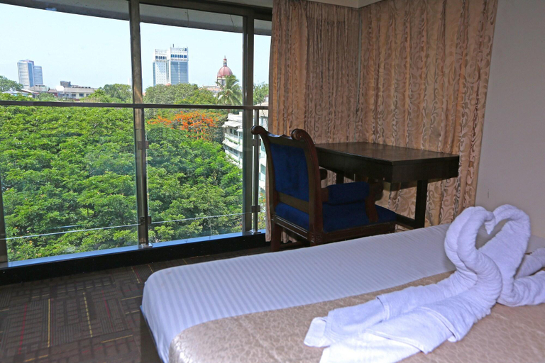 Exterior & Views 1, Gulf Hotel Colaba, Mumbai City