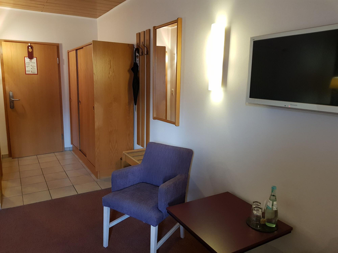Bedroom 3, Weinhotel Klostermühle, Trier-Saarburg