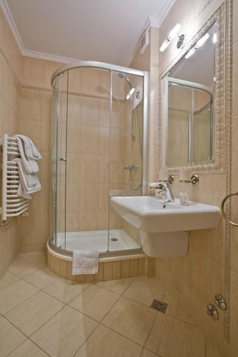 Bathroom 4, Helan Family & SPA, Tatra