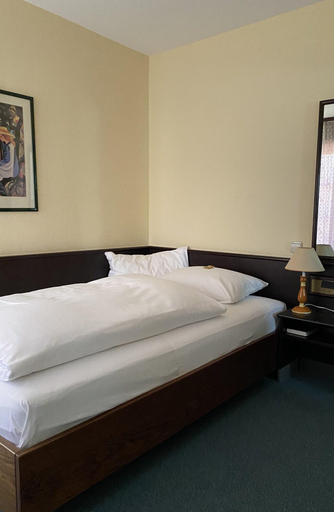 Bedroom 3, Hotel am Theater beim Schloss, Rhein-Neckar-Kreis