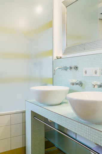Bathroom 5, Das Freiberg Romantikhotel, Oberallgäu