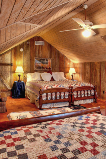 Bedroom 4, Kuebler Waldrip Haus B&B, Comal