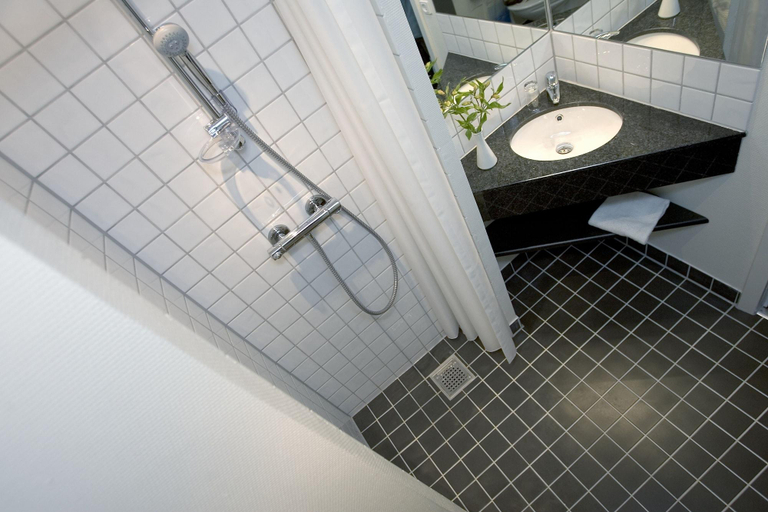 Bathroom 4, HUSET Middelfart, Middelfart