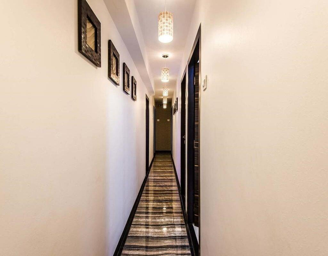 Public Area 2, Room Maangta 136 - CST, Mumbai City