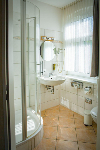 Bathroom 3, Hotel Waldschlösschen, Ostprignitz-Ruppin