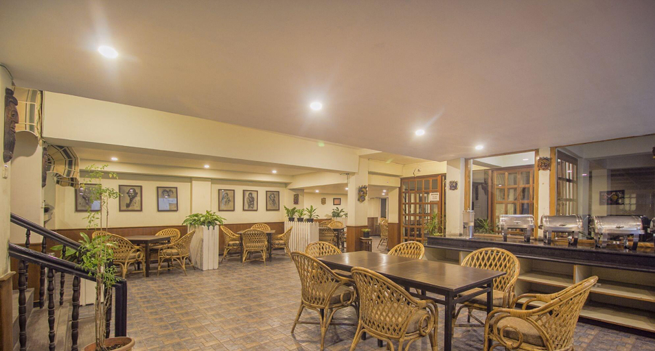 Food & Drinks, Muscatel Delamere Central, East Sikkim