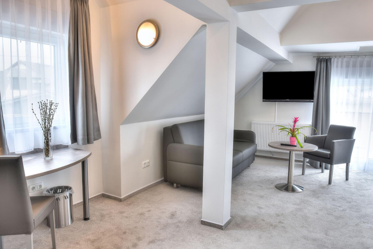 Bedroom 3, Fast Lane Hotel, Ahrweiler