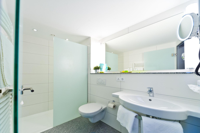 Bathroom 4, Wohlfühl - Hotel Neu Heidelberg - Hotel Heidelberg, Heidelberg