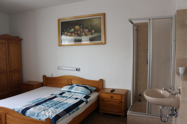 Bedroom 3, Hotel Stadt-Lindau, Neu-Ulm