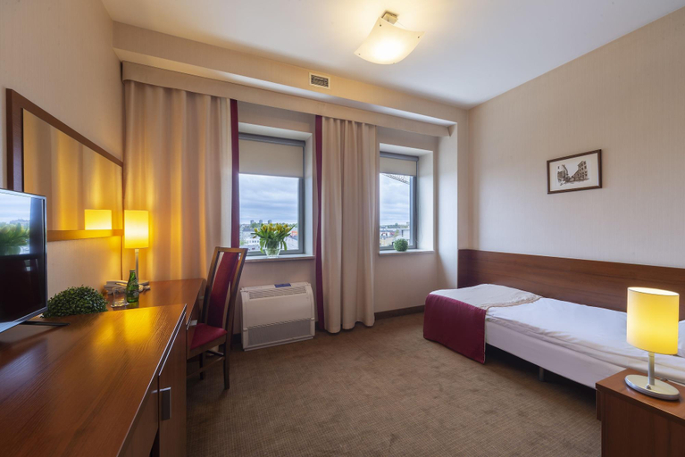 Bedroom 3, Hotel Dal Kielce, Kielce City
