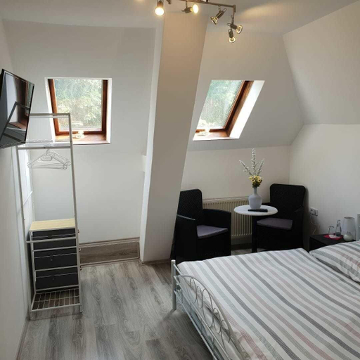 Exterior & Views 1, Landhotel Sonnenschein, Elbe-Elster