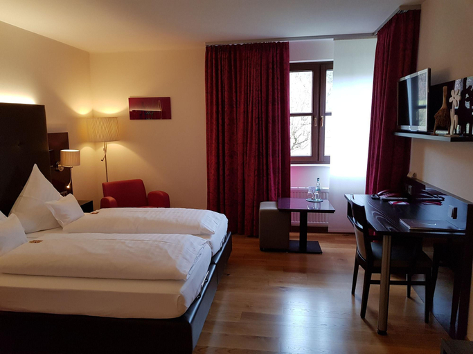 Bedroom 4, Weinhotel Klostermühle, Trier-Saarburg