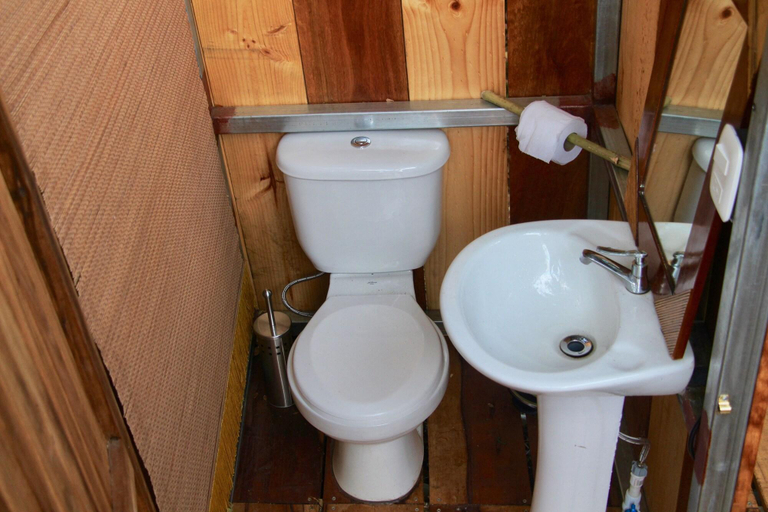 Bathroom 4, El Mirador, Montes de Oro