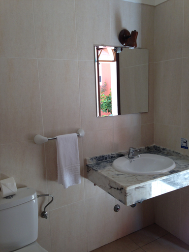 Bathroom 5, Laguna Park 2, Santa Cruz de Tenerife