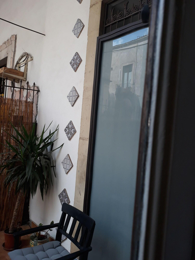 Others 5, B&B Nabucco, Catania