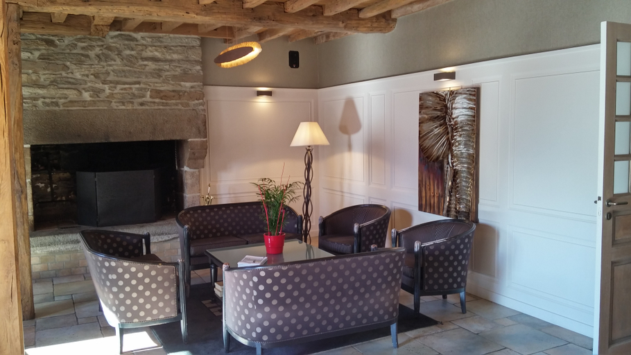 Public Area 2, Logis Hotel la Grassinais Saint-Malo, Ille-et-Vilaine