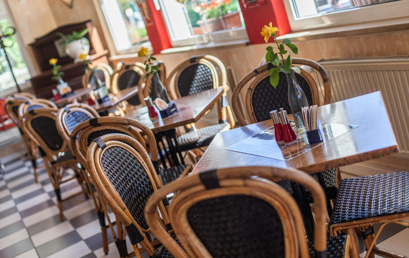 Public Area 3, Gasthaus & Pension Zur Schaabe, Vorpommern-Rügen