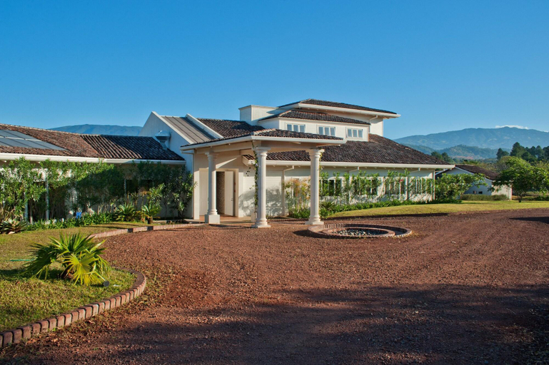 Exterior & Views 2, Asclepios Wellness & Healing Retreat, Alajuela