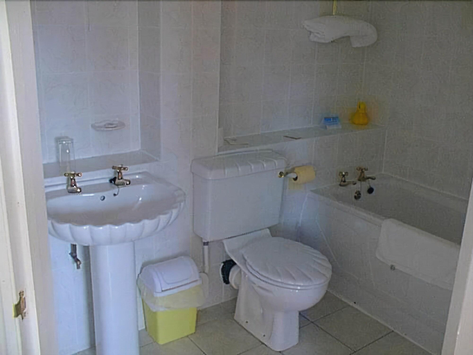 Bathroom 3, The Well guesthouse, Wiltshire