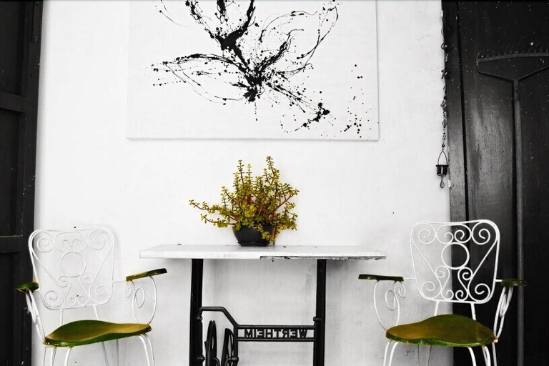 Public Area 2, Marakasa B&B, Girona
