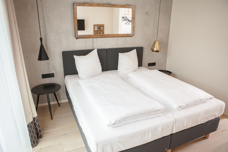 Bedroom 3, Green Spirit Hotel, Regensburg