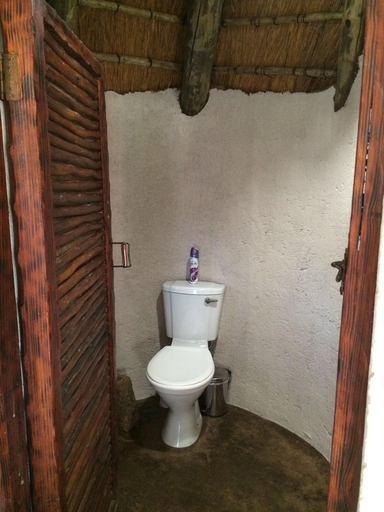Bathroom 4, Toro River Lodges Big 5 Exclusive Safari, Mopani