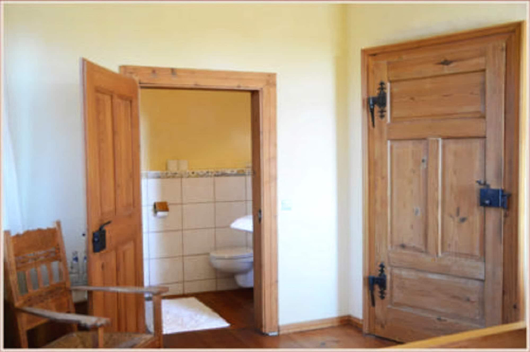 Bathroom 5, Schloss Herberge Hohenerxleben, Salzlandkreis